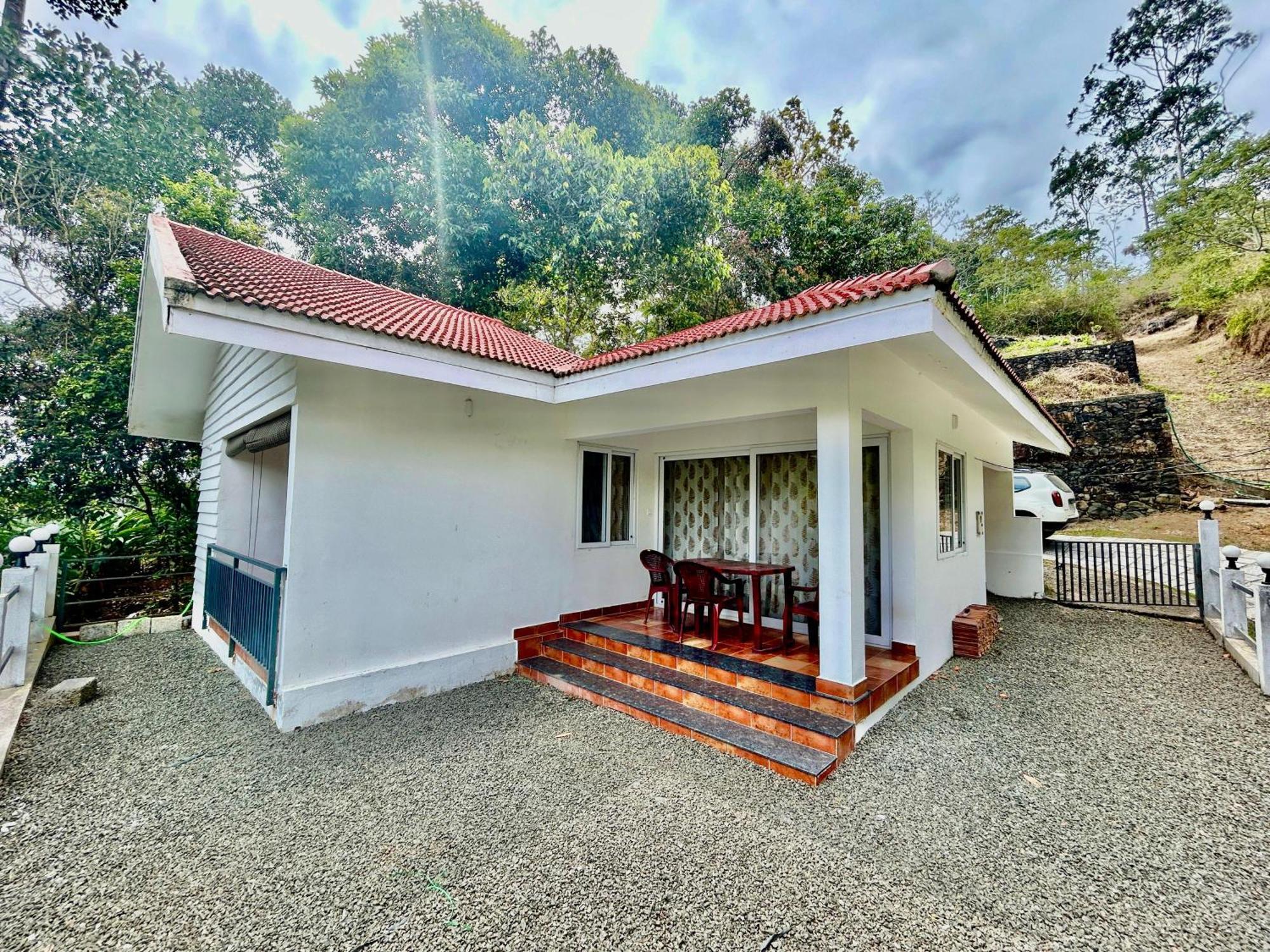 Misty Heights Peermade - Private Mountain Villa Retreat Vandiperiyār 외부 사진