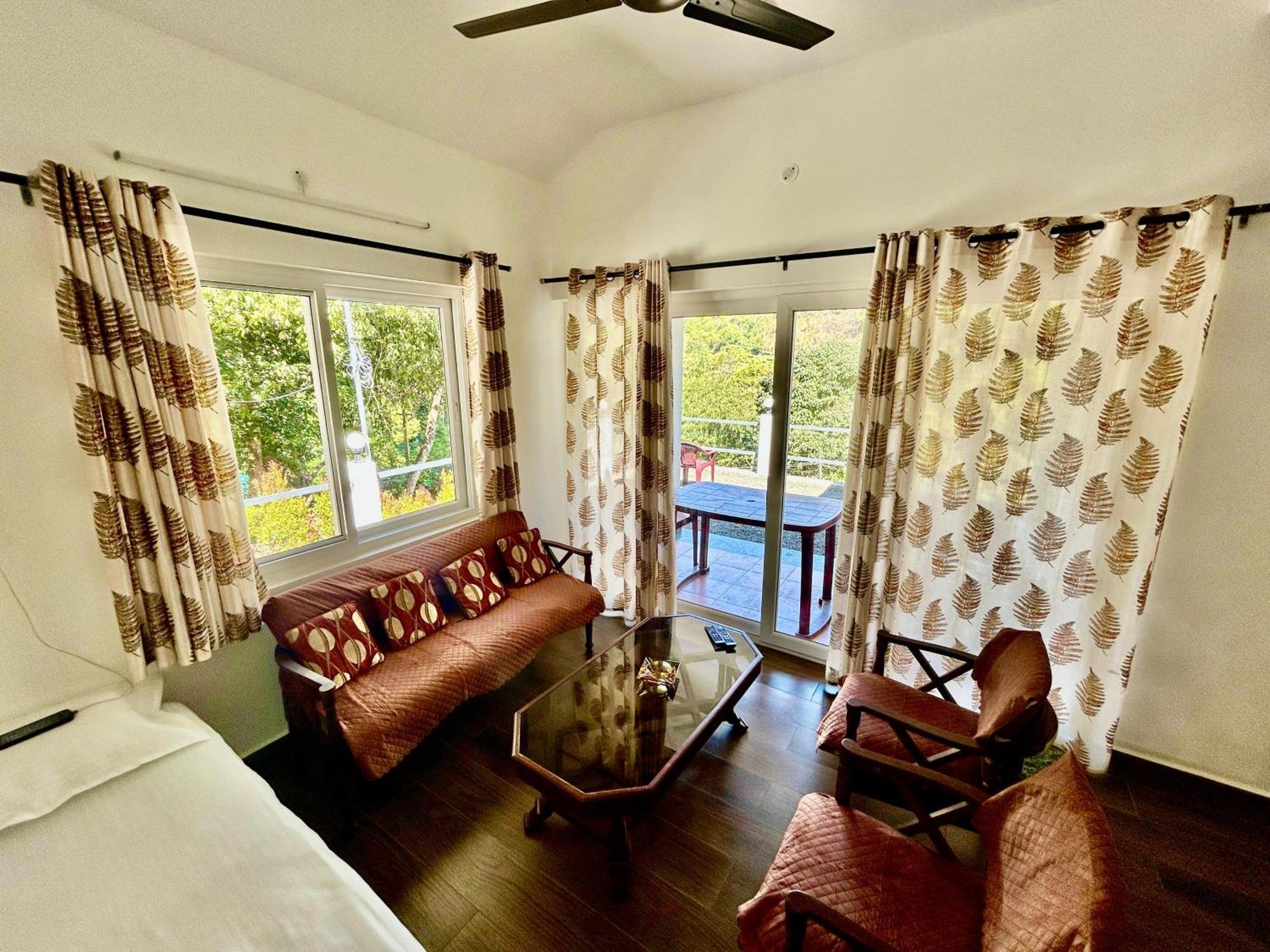 Misty Heights Peermade - Private Mountain Villa Retreat Vandiperiyār 외부 사진